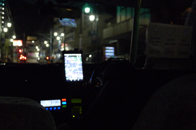 心霊　写真　タクシー　三和交通　カーナビフリーズ