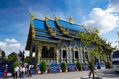 ホワイトテンプル ワット・ロンクン ワット・ロンスアテン