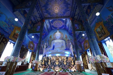 ホワイトテンプル ワット・ロンクン ワット・ロンスアテン