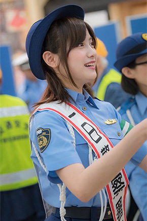 桃月なしこ コスプレイヤー 現役ナース 一日署長 千種警察署