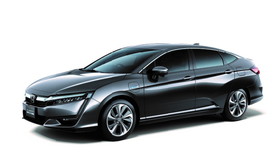 PHEV ホンダ クラリティ プリウスPHV 価格 燃費