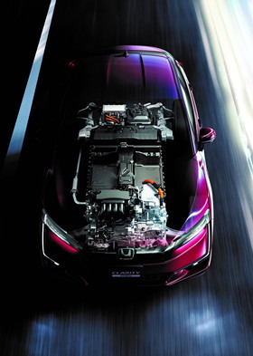 PHEV ホンダ クラリティ プリウスPHV 価格 燃費