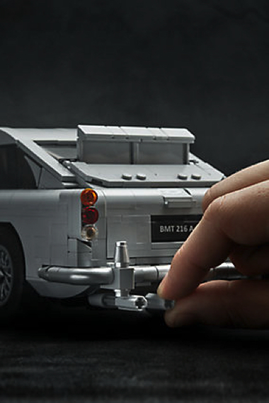 ボンドカー レゴ アストンマーティンDB5