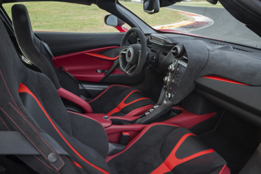 マクラーレン 720S スーパーカー 事故 スピード廃車