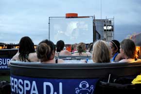 バスタブシネマ 渋谷 映画