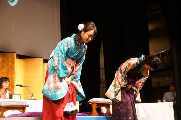 女流棋士の知と美