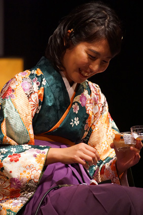 女流棋士の知と美