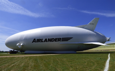 AIRLANDER10 飛行船 客室 インテリア