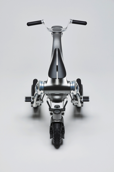 カングーロ AI ロボット バイク 変形