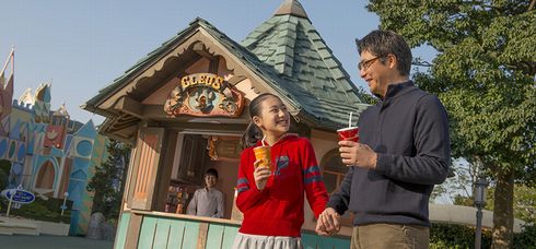 東京ディズニーリゾート　東京ディズニーランド　東京ディズニーシー　ストロー　マドラー　廃止　削除