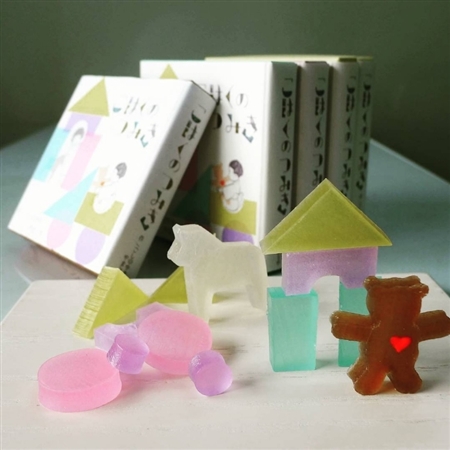 「節子、これドロップや！」　映画「火垂るの墓」を連想してしまうかわいい“おはじき”型の和菓子がTwitterで話題に