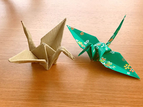 段ボール折り鶴
