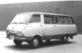 初代「ハイエース コミューター」