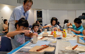 親指ピアノ「カリンバ」を作ろう