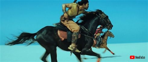 ディーラ（勇者）を称えよ！　「バーフバリ」監督の「マガディーラ 勇者転生」国内版予告編解禁