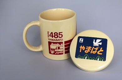 新宿駅　ヴィレヴァン　ヴィレッジヴァンガード　マグカップ