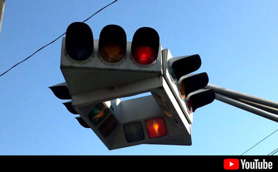 宮城　信号機　懸垂型　UFO　亜種　傾き