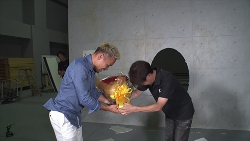 長友佑都 サッカー ドラゴンボール 金髪 スーパーサイヤ人 CM ブッチギリマッチ