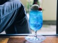 食べるのがもったいない！　カラフルで美しいクリームソーダを作る「クリームソーダ職人」がステキ