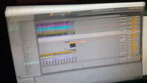 ドンキとかで流れてるアレRemix 呼び込み君 リミックス