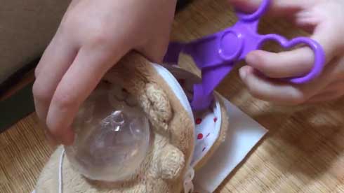 子ども クマ 緊急手術 ごっこ 腫瘍 摘出 再現 発想