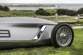 インフィニティ プロトタイプ EV