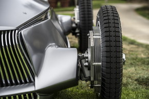 インフィニティ プロトタイプ EV