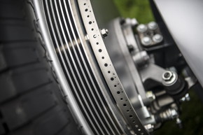 インフィニティ プロトタイプ EV