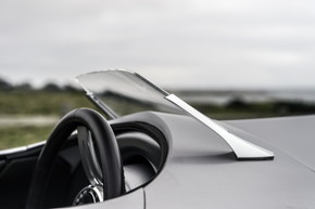 インフィニティ プロトタイプ EV