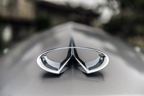 インフィニティ プロトタイプ EV