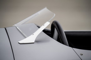 インフィニティ プロトタイプ EV