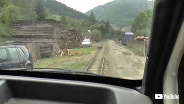 トロッコ ミニバン フォード ルーマニア 魔改造