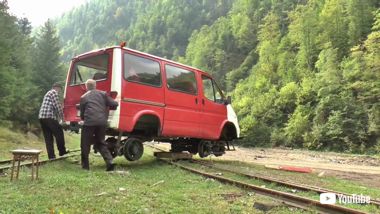 トロッコ ミニバン フォード ルーマニア 魔改造
