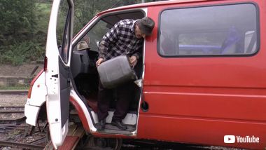 トロッコ ミニバン フォード ルーマニア 魔改造