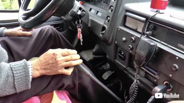 トロッコ ミニバン フォード ルーマニア 魔改造