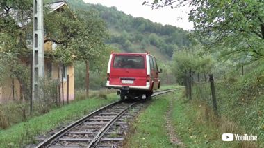 トロッコ ミニバン フォード ルーマニア 魔改造