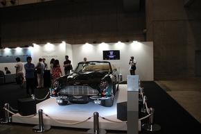 アストンマーティン DB5 ボンドカー