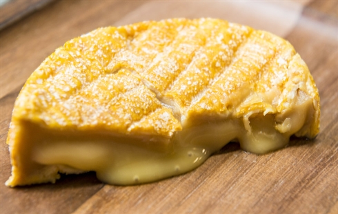 「おそらく世界一臭いバーガー」発売　臭いものが全くだめな方には、全くだめな味