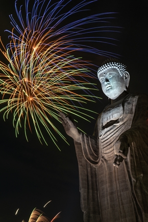 牛久 大仏花火 万燈会