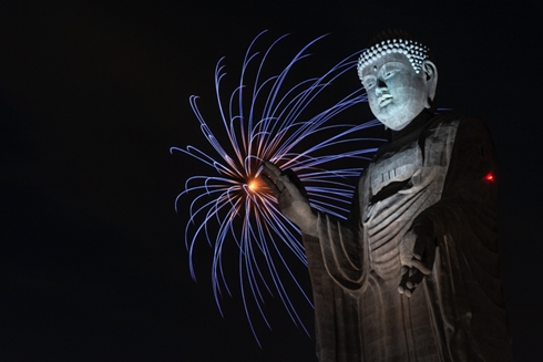 牛久 大仏花火 万燈会
