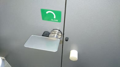 NEXCO 北海道　八雲PA　小物置き　忘れ物防止トレイ　財布　スマホ　鍵