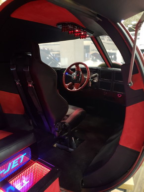 プライベートジェット リムジン 魔改造