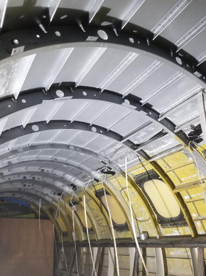 プライベートジェット リムジン 魔改造