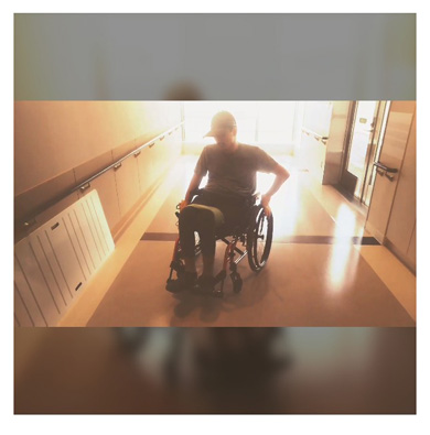 滝川英治 弱虫ペダル 脊髄損傷 ペルモビール 滝川クリステル 入院