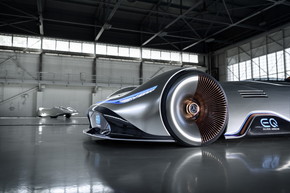 ベンツ EV レーシングカー