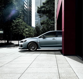 スバル WRX S4 STI