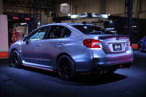 スバル WRX S4 STI