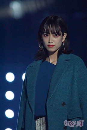 高本彩花 ひらがなけやき 欅共和国 サイン Tシャツ 日向坂 けやき坂 B9if1OrYgv6Me4GxEJhCKOS9EHWgsB