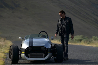 VENICE SPEEDSTER 3輪 ロードスター シングルシーター 一人旅