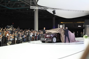 ロシア リムジン セナート